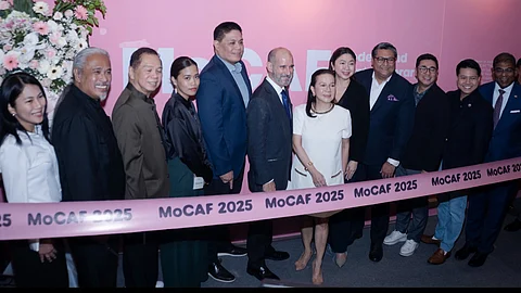 MoCAF Vernissage Ribbon Cutting: Chinabank Head of Cards Marketing Niña Reynoso, Artist and Dean of the UP Diliman College of Fine Arts Toym Imao, MoCAF Chairperson Jack Teotico, MoCAF’s Festival Director Coleen Wong, BGC Director of Leasing, Operations, and Marketing Marc Buencamino, H.E. Ambassador of Spain Miguel Utray, Senator Grace Poe Llamanzares, Mayor Lani Cayetano, Hotel 101 Group General Manager Charley Magabo, Taguig 2nd District Congressman Jorge Bocobo, Congressman Brian Poe Llamanzares, H.E. Ambassador of Malaysia Dato Abdul Malik Melvin Castelino.