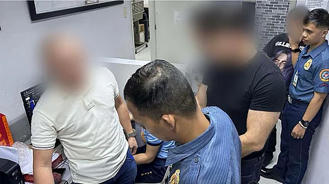 Israeli passenger nabbed for gun parts possession