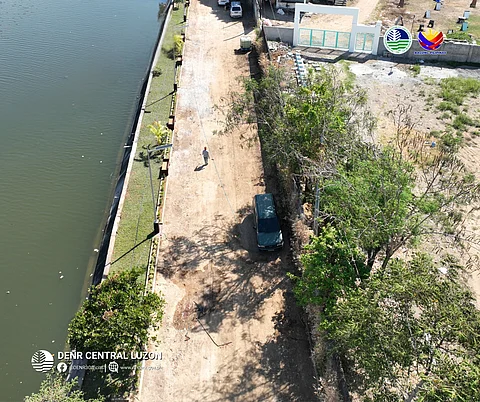 The 290-linear meter green space in Balanga City