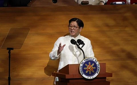 Marcos charts term’s final half