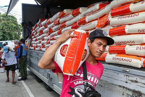 MORE than 600 families in Barangay Sapang Uno, Ternate, Cavite receive rice aid on Friday from Bloomberry Cultural Foundation Inc., the corporate social responsibility arm of Solaire Resort and Casino.