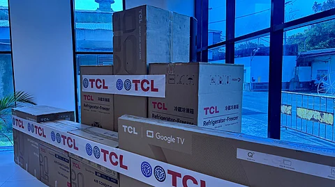 TCL appliances, including voice-controlled air conditioners and advanced HVACR (Heating, Ventilation, Air Conditioning and Refrigeration), are showcased at the newly opened TESDA-TCL Center in Taguig City. The facility, launched on 31 July 2025, is part of TCL’s partnership with TESDA to equip Filipino trainees with hands-on experience using industry-grade technology, bridging education and employment in the HVACR sector.