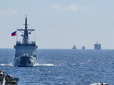 Peaceful waters In a historic first, the Philippine Navy and the Indian Navy undertook maritime drills in the West Philippine Sea on Sunday, concluding undeterred, as scheduled, in spite of Chinese Navy presence in nearby waters. In photo is the Philippine Navy's BRP Miguel Malvar (FFG06) that sailed alongside the Indian Navy’s guided-missile destroyer INS Delhi (D61), fleet tanker INS Shakti (A57) and anti-submarine warfare corvette INS Kiltan (P30). (Inset) Indian Navy personnel aboard the INS Delhi (D61) acknowledge Philippine Navy crew aboard the BRP Jose Rizal (FF160) during the passing exercise on Monday, 4 August.