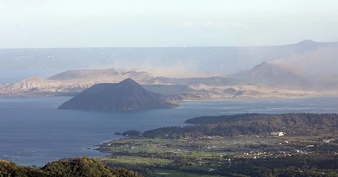 Taal shows increased seismic activity