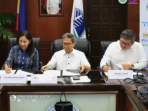 The AboitizPower, Department of Environment and Natural Resources (DENR), and other stakeholders are pushing for the mangrove conservation thru the expansion of the power company’s adopted mangrove site here.