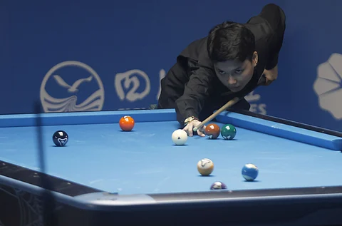 Centeno takes 10-ball silver