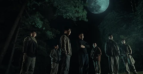 from left, Zaida, 3MarTzy, LanceCy, Bennyqt, Hito, Ch4knu, E2max