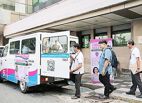 Pasay resumes free ride program