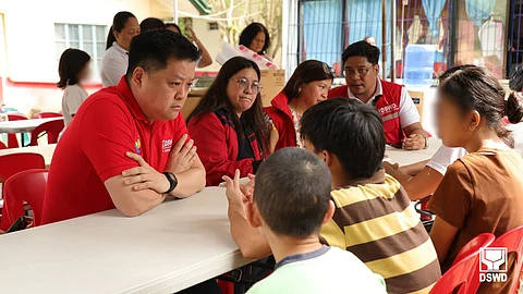 DSWD Secretary Rex Gatchalian on Wednesday morning issued a Cease and Desist Order (CDO) against the New Life Baptist Church of Mexico, Pampanga Inc. which was served on the same day by personnel of the Field Office 3 headed by Regional Director Venus Rebuldela.