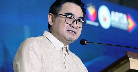 Go assumes bigger role for econ team