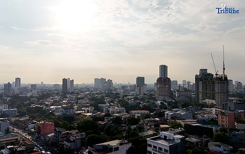 (August 18 2025) A Metro Manila skyline as seen from Quezon City on Monday August 18 2025, The Department of Environment and Natural Resources–Environmental Management Bureau (DENR-EMB) has report based on EMB monitoring for CY 2024, the air quality in Metro Manila has shown notable improvement in terms of Particulate Matter 10 (PM10) concentration by 17.4 %. Following the implementation of Euro 4 fuel and emission standards in 2016, the average concentration of PM10 in Metro Manila dropped from 46 micrograms per normal cubic meter (µg/ncm) in 2016 to 38 µg/ncm in 2024. Photo/Analy Labor