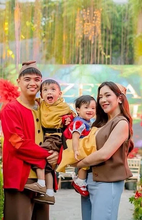 Angeline Quinto with her beautiful family