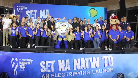 ‘Set Na Natin ‘To’ trophy tour set