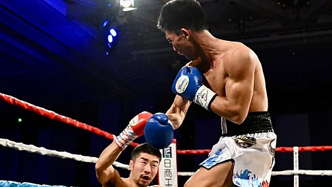 JAYSON Vayson will be an underdog when he battles Oscar Collazo of Puerto Rico on 20 September in Indio, California.