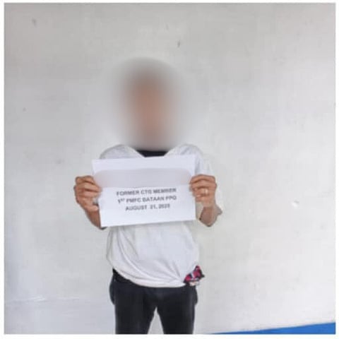 A former member of a Communist Terrorist Group (CTG) voluntarily surrendered to authorities at the Hermosa Municipal Police Station, Brgy. Culis of this town on August 21, 2025.