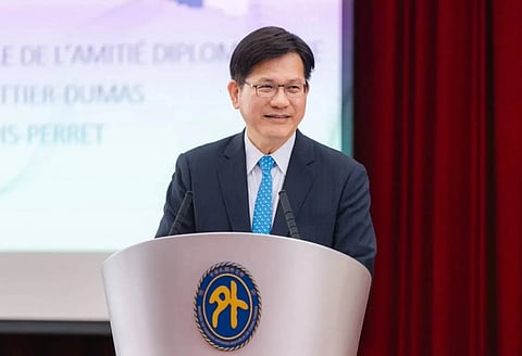 China livid over Taiwan FM visit