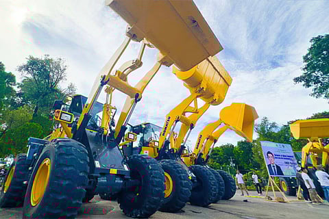 THE Bangsamoro Autonomous Region in Muslim Mindanao, through its Ministry of Public Works, has received six wheel loaders worth ¥957 million from the Government of Japan.
