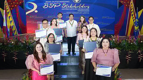 MONETARY Board Member Jose Querubin (top row, center) and Bangko Sentral ng Pilipinas (BSP) Deputy Governor Bernadette Romulo-Puyat (top row, right) led the ceremony on the recognition of outstanding partners of the BSP Mindanao Regional Office on 8 September in Butuan City.