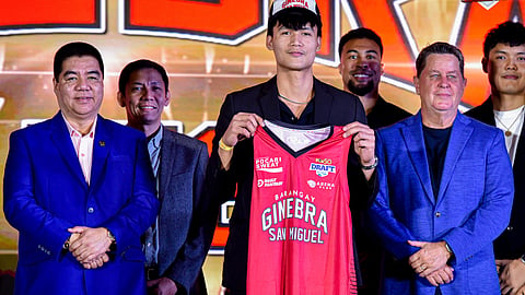 Ginebra draftee banners Altas