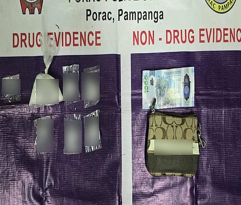 ISANG HVI na kinilalang si Rambo ang nahulihan ng mahigit kalahating milyong pisong halaga ng droga ng mga pulis sa Phase 1, Barangay Manibaug Pasig noong 9 Setyembre 2025.