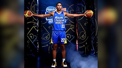 Lucero sticks with Hotshots