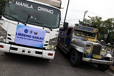 The Manila city government deployed two trucks near the Kartilya ng Katipunan on Monday to ferry commuters as transport groups Manibela and Piston launched a three-day strike against widespread corruption.
Despite the protest, many jeepneys remained in service and traffic flow appeared normal as of 10:50 a.m.