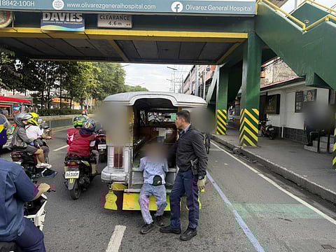 POLICE arrest a jeepney driver who stabbed a traffic enforcer during a road altercation in Parañaque City.