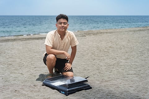 UNIVERSITY of the Philippines Diliman student John Carlo Luna Reyes, winner of the 20th James Dyson Award in the Philippines for his SolAsin, his invention of a portable device which uses seawater and sunlight to produce premium flaky salt akin to hand-harvested gourmet British Maldon sea salt, favored by chefs overseas for its texture and ability to enhance steaks and other premium dishes as a finishing salt.