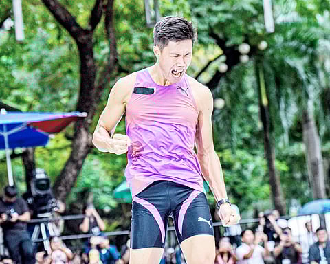ERNEST John Obiena is struggling to stay healthy after suffering a spine injury shortly after the Paris Olympics last year.