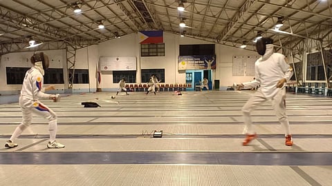 Fencers arrange Korean camp