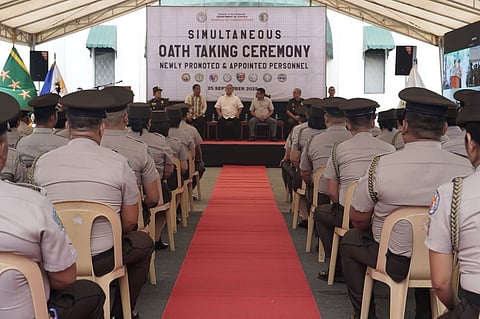 BuCor Director General Gregorio Pio Catapang Jr. tells his men to resist corruption. Photo Courtesy of BuCor