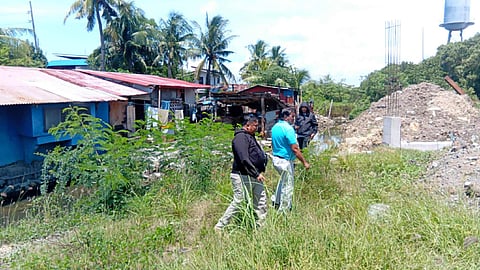 NBI-6 agents inspect the site of the terminated Mansaya-Budburan Creek flood control project in Lapuz, Iloilo City, on Thursday morning, Oct. 2, 2025.