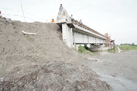 The Provincial Government has ordered the immediate completion of the Phase 2 of the Pampanga Delta Bridge Project that will connect the town of Masantol in Pampanga to the town of Calumpit in Bulacan.