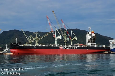 Container Ship SINAR SANUR