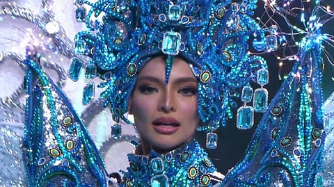 2025 Miss Grand Philippines Emma Tiglao raising our flag at the National Costume Competition