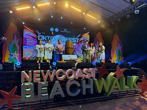 Boracay Newcoast kicked off with a ceremonial keg tapping.