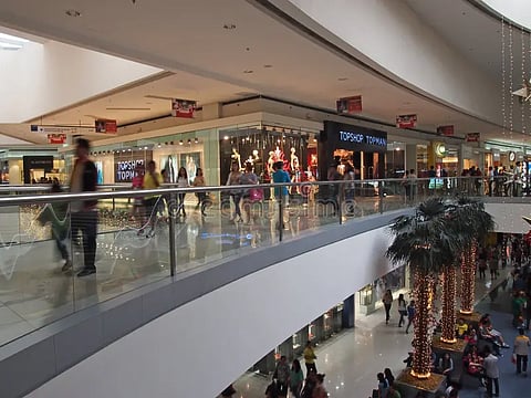 MMDA adjusts mall operations ahead of holiday rush