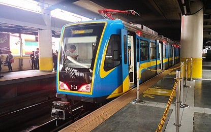 DoTr deploys 4-car Dalian coaches