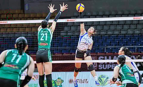 ANA Hermosura spikes her way to a 15-point performance to lead Ateneo to a 25-18, 25-11, 24-26, 25-16 win over Saint Benilde in the classification phase of the 2025 Shakey’s Super League Preseason Unity Cup on Sunday at the Ninoy Aquino Stadium.