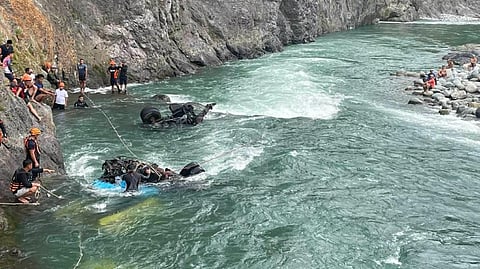 Members of the retrieval and rescue teams continue to search the Chico River for the remaining victims of the vehicle that plunged into the river at Bontoc in Mountain Province on Monday morning.