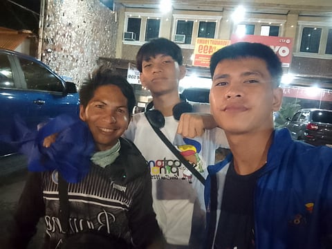 GOOD SAMARITAN | Joel Padrones, a tricycle driver from Barangay Tambler, General Santos City, offered free rides to delegates from Quezon City who got lost on their way to the hotel. Padrones said it is not all about money. Netizens praised his small act of kindness, calling him a pride of the city.