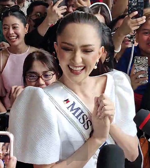 Miss Universe Philippines Ahtisa Manalo flies to Bangkok Thailand for the 2025 Miss Universe Pageant.