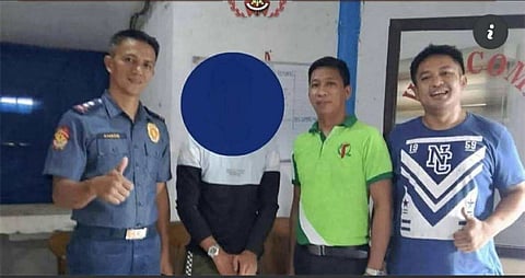 Tabuk cop lauded for compassion toward struggling dad