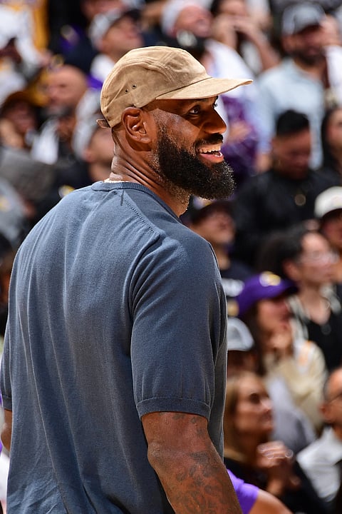 LeBron nears Lakers return
