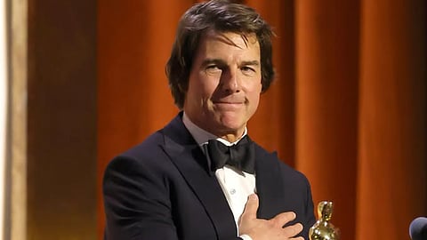 Legendary actor Tom Cruise gets emotional as he accepts his honorary Oscar at the Governors' Awards.