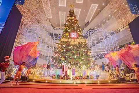 SM Megamall Christmas decorations