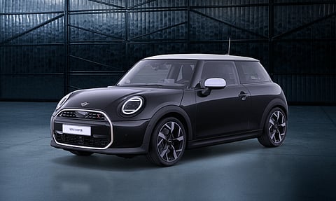 MINI builds momentum for Black Fest as dealerships gear up for year-end deals and activities.