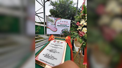 THE Navotas Greenzone Park is now open for promenaders.