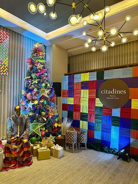 The Yuletide truly glowed under the city lights of Quezon City as Citadines Roces Quezon City welcomed the holiday season with a Christmas Tree Lighting Ceremony.j