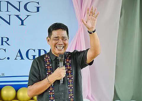 Borongan mayor steps down